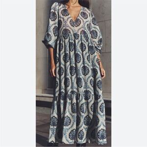 NWOT Zara Printed Long Sleeve Dress